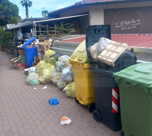 Ventimiglia: abbandono di rifiuti, Di Muro &quot;Tutti devono fare la loro parte, potenziamo la raccolta&quot;