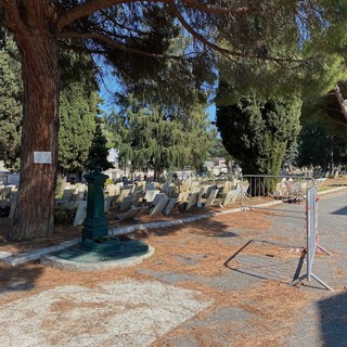 Sanremo: manutenzione parziale al cimitero di Valle Armea, per ora non verranno rifatti gli asfalti