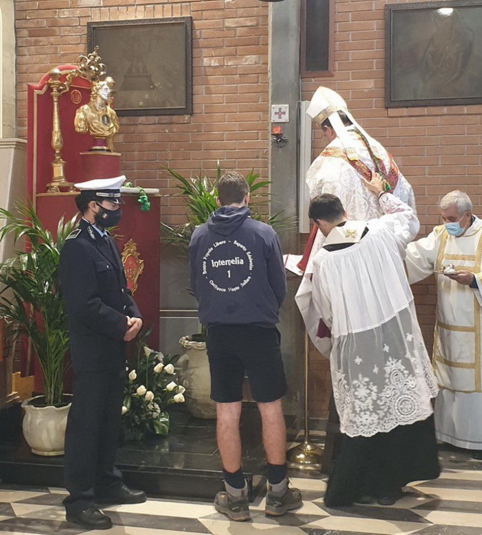 Ventimiglia: il Vescovo Antonio Suetta ha consacrato il santuario istituendone la festa liturgica della Dedicazione (Foto)