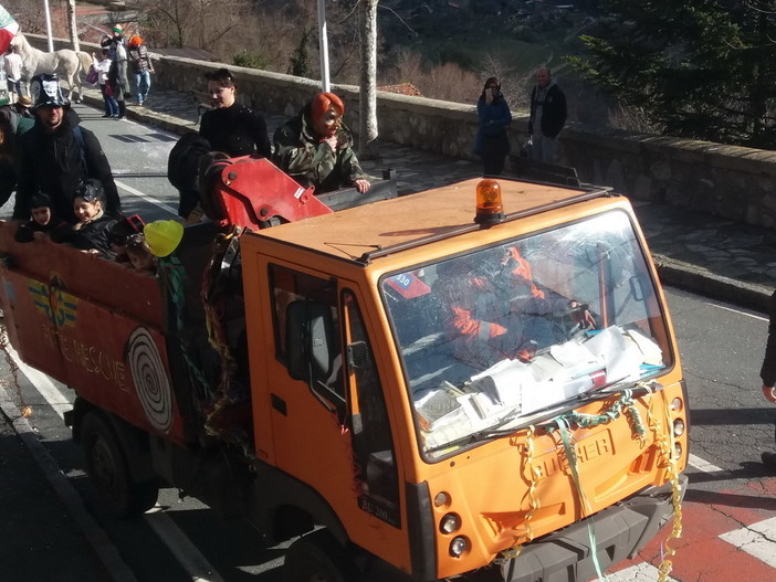 Triora: domenica prossima la grade festa 'Il Carnevale dei bambini' con la sfilata dei carri