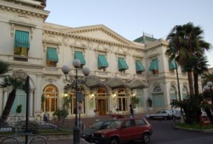 Sanremo: domani al Casinò, inaugurazione mostra con le opere di Roberto Colombo