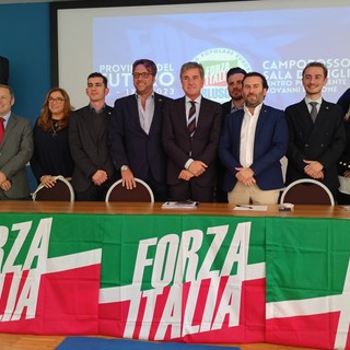 Congresso provinciale, Forza Italia sceglie coordinamento unito guidato da Simone Baggioli (Foto e video)