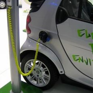 Imperia: approvato protocollo d'intesa per colonnine per la ricarica di auto e moto elettriche