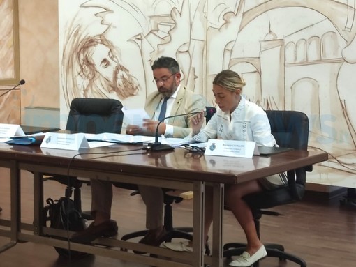 Diano Marina, raffica di interrogazioni nel consiglio comunale di martedì sera