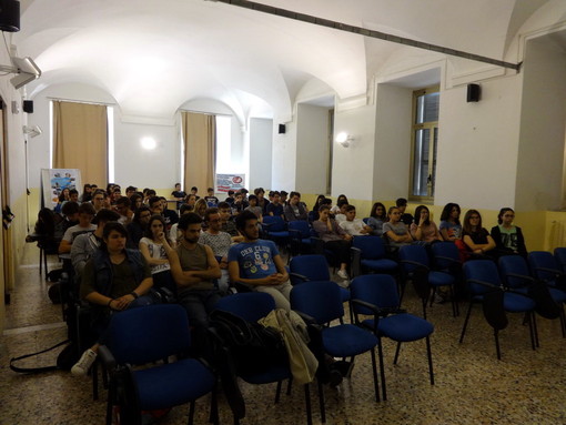 Sanremo: anche quest'anno un grande successo per il concorso di scrittura dell'Istituto 'Colombo' (Foto)