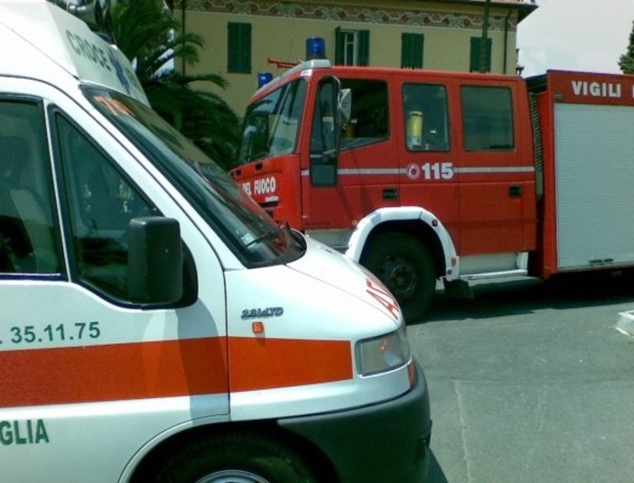 Ventimiglia: donna investita sulle strisce pedonali, lievi ferite e trasporto in ospedale