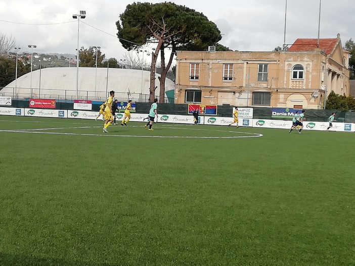 Calcio, Seconda Categoria A. Al Cervo FC il big-match con l'Atletico Argentina: la decide in pieno recupero Rocco Avignone