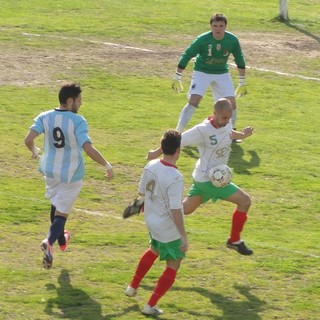 Calcio: le più belle foto degli 'Irriducibili' all'incontro di ieri tra Sanremese e Finale