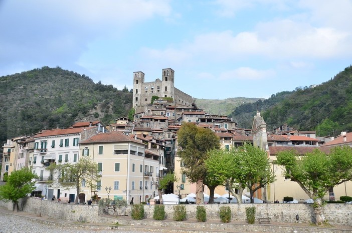 Dolceacqua: 'Degustazioni Sensoriali', un modo originale per apprezzare le bellezze artistiche ed enogastronomiche del nostro paese