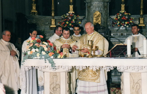 Il ricordo di Mons. Giacomo Barabino Vescovo emerito da parte del Parroco di Badalucco, Don Antonio RObu