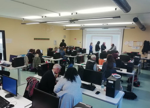 Bordighera: al via il progetto ‘Digital Divide’ proposto dall’associazione Auser all’Istituto Montale