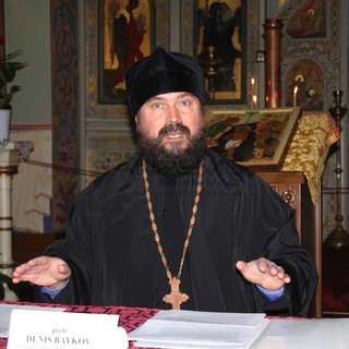 Padre Denis Baykov