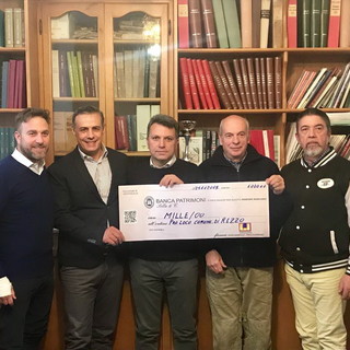 Un anno dopo l'alluvione la Fondazione 'Livio Casartelli – Ippolita Perraro' dona 1000 euro alla Pro Loco del comune di Rezzo