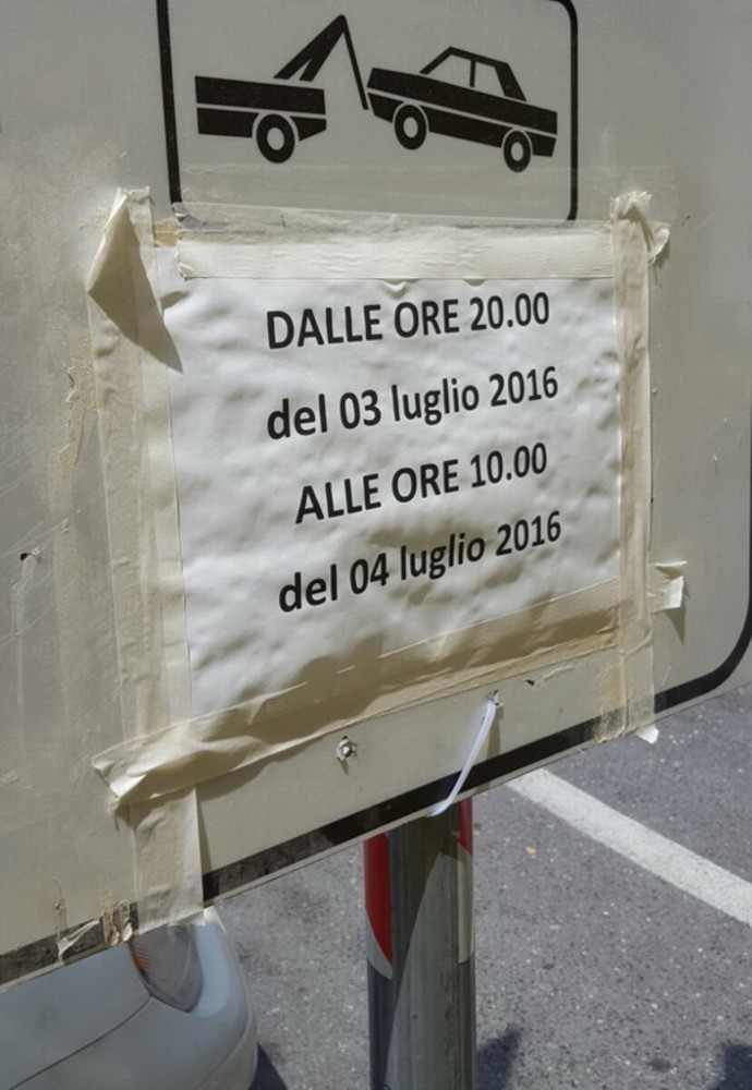 Sanremo: proteste sul piazzale del Borgo per il divieto di stanotte che non è servito a nulla