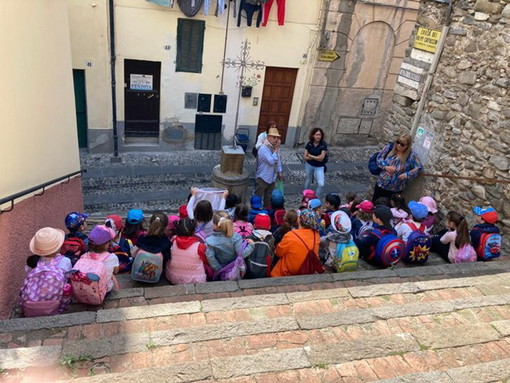 Tre esperienze &quot;outdoor&quot; per tutti i bambini della scuola dell' infanzia 'Regina Margherita' di Taggia (Foto)