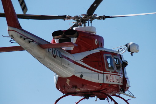 Imperia: caduto da un albero in frazione Moltedo, 52enne soccorso dall'elicottero