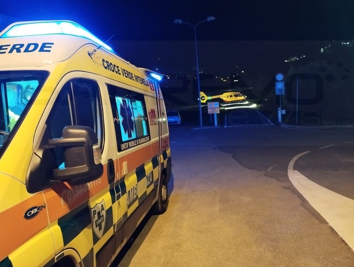 Ventimiglia: problemi neurologici per un uomo di 78 anni in frazione Latte, trasportato in elicottero a Pietra Ligure (Foto)