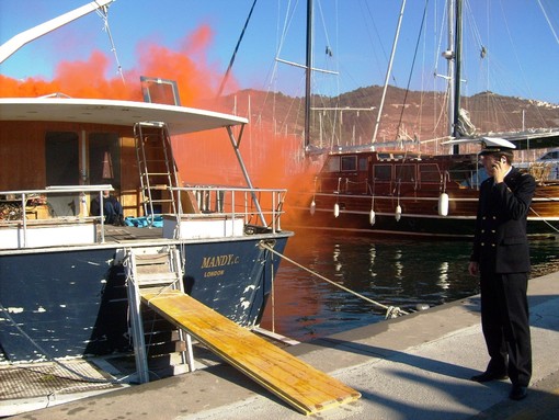 Santo Stefano al Mare: esercitazione antincendio alla Marina degli Aregai