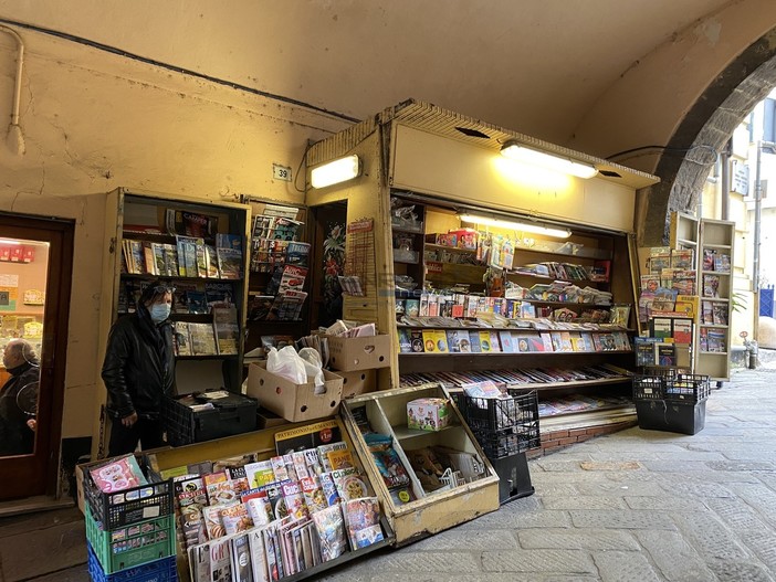 L'edicola nel sottopasso di via Palazzo chiuderà giovedì prossimo