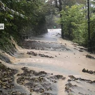 Esondazione in valle Vermenagna: a Limone chiusa la statale per il colle di Tenda, isolata parte della frazione Sant'Anna (Video)