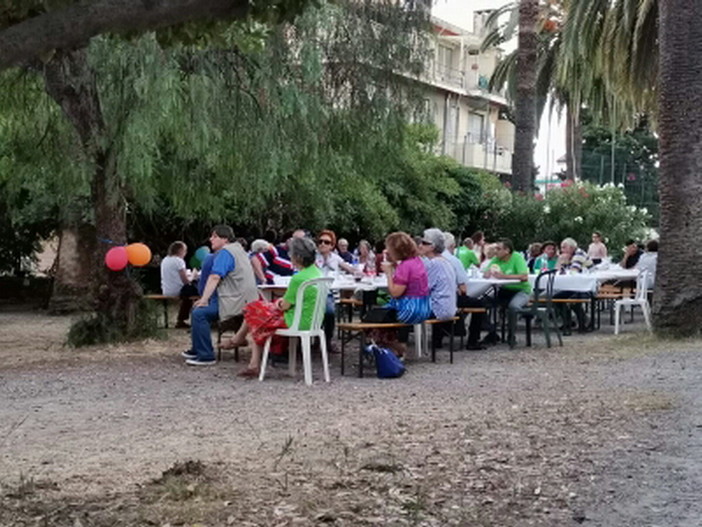 Sanremo: terminati ieri con la sagra a Villa San Pietro i festeggiamenti patronali della Parrocchia degli Angeli (Foto)