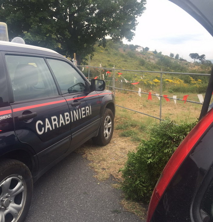 S. Stefano al Mare: sorvegliato speciale sorpreso a rubare verde ornamentale. Arrestato dai Carabinieri