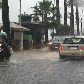 Maltempo sulla Liguria: per ora forti precipitazioni tra Savona e Genova, in arrivo perturbazione sulla nostra provincia