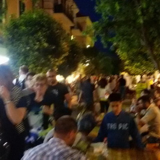 Diano Marina: grande successo ieri sera per la notte bianca con 'Pirati e Corsari' (Foto)