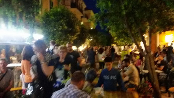 Diano Marina: grande successo ieri sera per la notte bianca con 'Pirati e Corsari' (Foto)