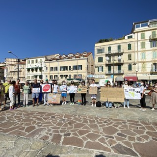 Unione Popolare: aderiamo allo sciopero globale per il clima promosso da Fridays For Future di domani a Sanremo