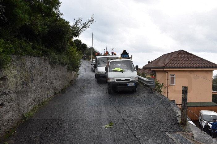 Sanremo: questa mattina, sopralluogo dell'Amministrazione Comunale in strada Valloni