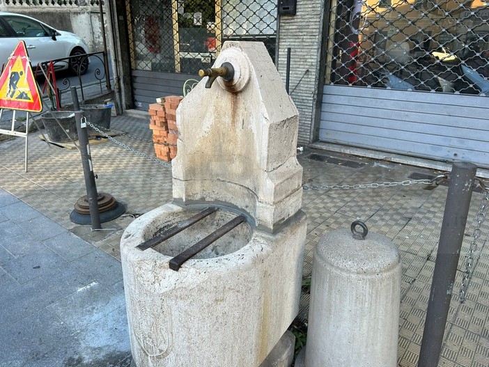 Raid vandalici di lunedì notte: ripristinata la fontanella di rondò Garibaldi, indagini serrate della Municipale