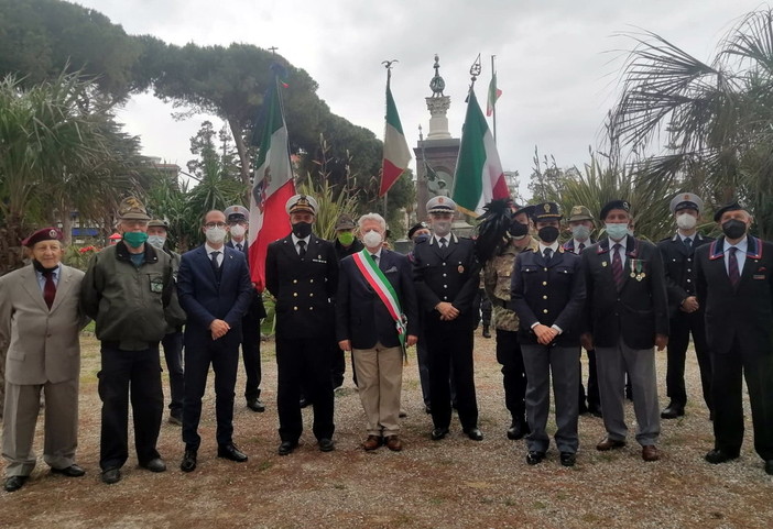 Ventimiglia: ai giardini 'Tommaso Reggio' la cerimonia per il 75° della Festa della Repubblica