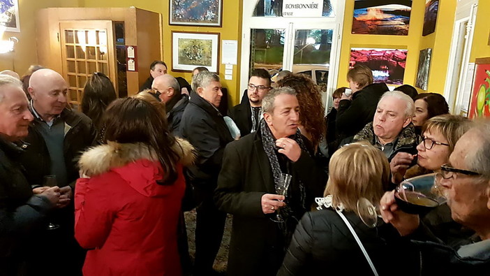 Festival nel Festival: alla 'Bonbonniere' vernissage alla vigilia di Sanremo per Spoleto Arte di Sgarbi