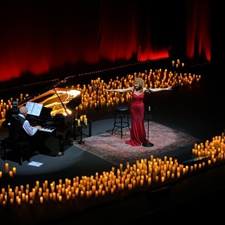 Fiorella Mannoia e Danilo Rea sul palco del Teatro Ariston