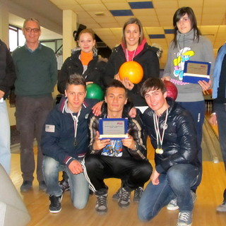 Fase provinciale dei giochi studenteschi di Bowling: 4 medaglie d'oro per il Liceo Vieusseux