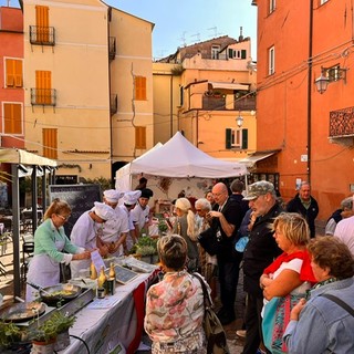 Liguria e Piemonte unite in cucina: il pestun di fave di Cervo si sposa con le lasagne di Ormea