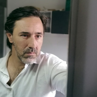 Fabrizio Odetto, autore. Sotto la cover del libro 'Il Contr’uno remix o della servitù volontaria'