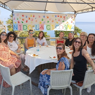 Sanremo: grande festa di fine anno ieri per maestre, bimbi e genitori del nido 'La Cicogna' (Foto)