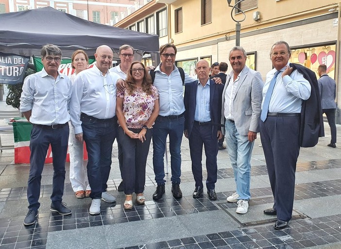 Elezioni politiche, i candidati di Forza Italia incontrano i cittadini a Sanremo e Ventimiglia