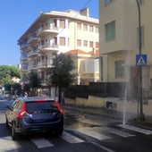 Sanremo: guasto ad una tubazione, geyser in via Padre Semeria e intervento di Rivieracqua