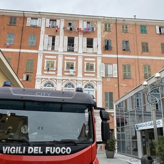 L'intervento dei Vigili del Fuoco in via Escoffier