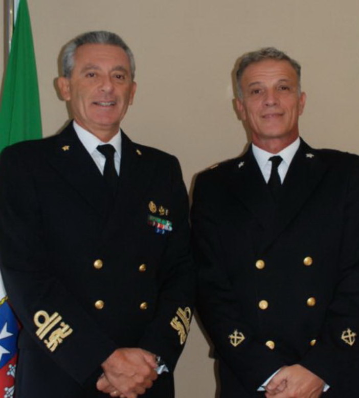 Giacomo Denaro con l'Ammiraglio Pettorino