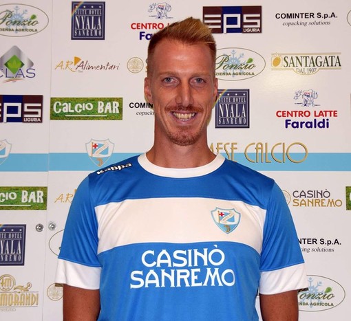 Calcio: la Sanremese si rinforza in difesa, trovato l'accordo con l'esperto difensore Giuseppe Cacciatore