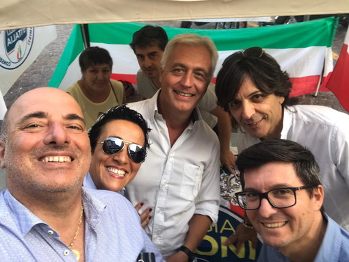 Sanremo: gazebo di FdI per dire no all'attuale governo, la soddisfazione del segretario Gandolfi