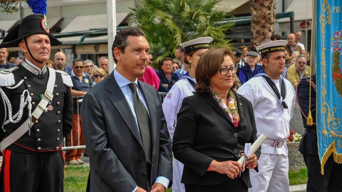 Stefano Glilianski con il Prefetto di Imperia Fiamma Spena