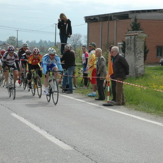 Ciclismo: grandi soddisfazioni per gli atleti locali sia in Piemonte che alla 'Coppa Borrin'