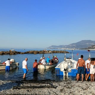 Ventimiglia, torna la &quot;Giornata del turista&quot;: gita in barca gratis lungo il litorale (Foto)