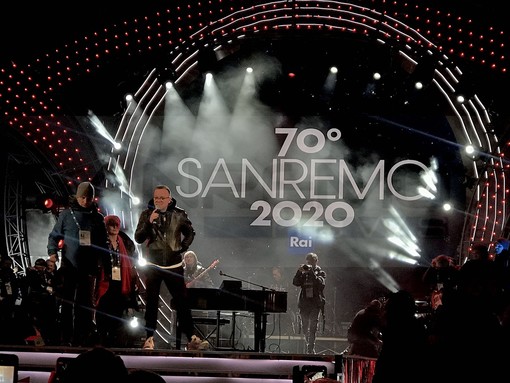 #Sanremo2020: prosegue 'Tra Palco e Città', stasera Gigi D'Alessio, poi Mika, Ghali e sabato Antonacci