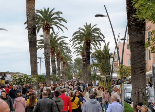 &quot;Gli Ambulanti di Forte dei Marmi®” a San Bartolomeo al Mare domenica 4 agosto